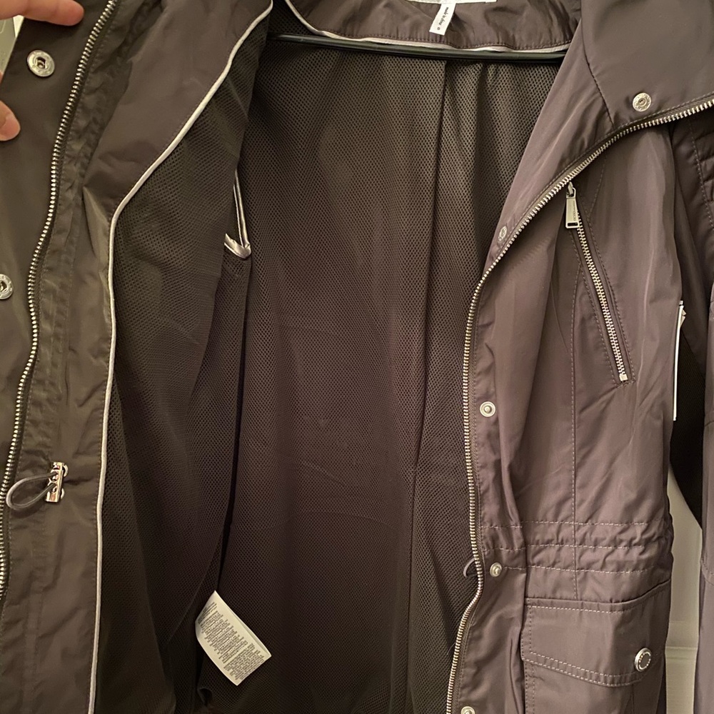 NEW BCBG Jacket - Picture 7 of 8